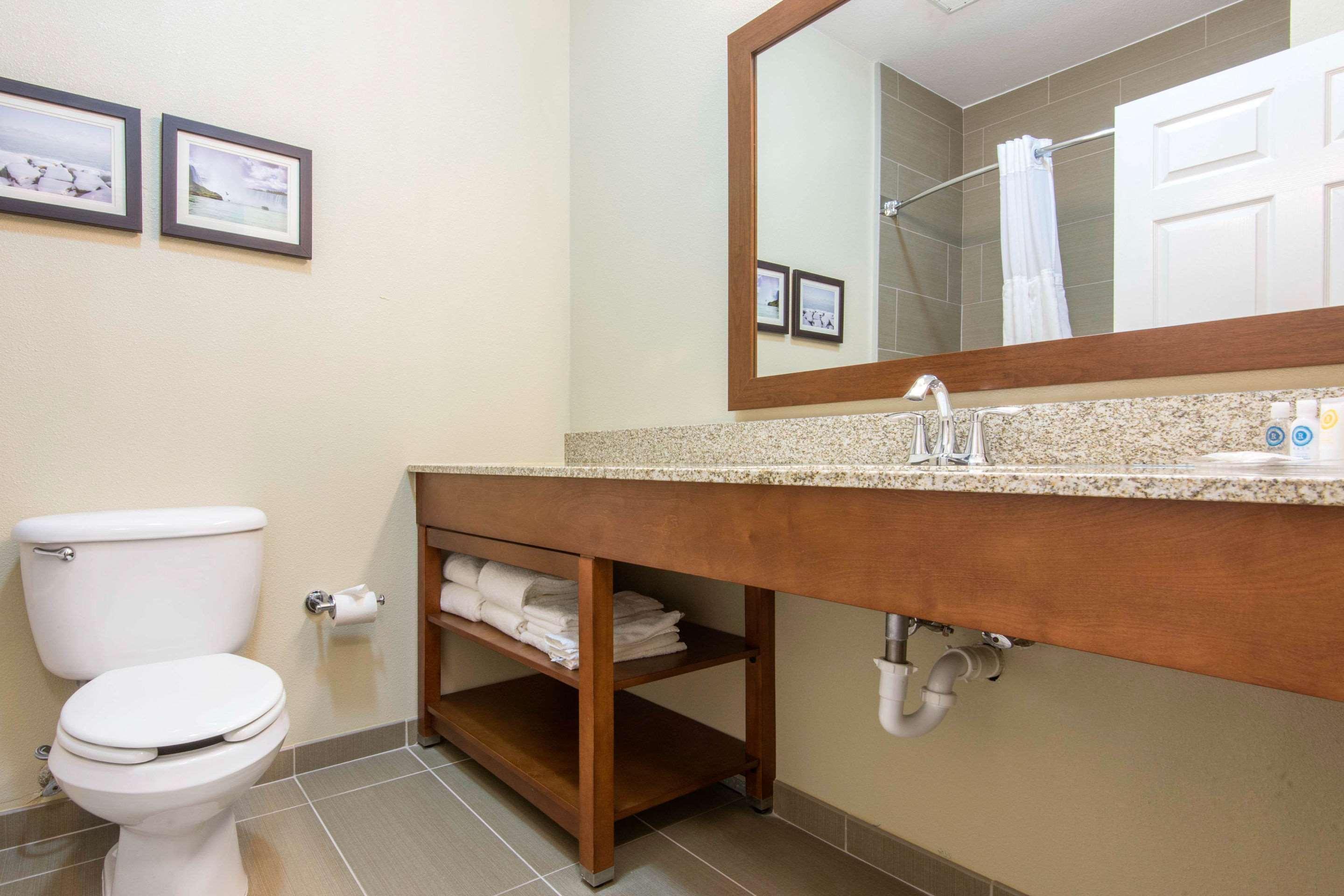 Comfort Suites Rochester Henrietta Exterior foto