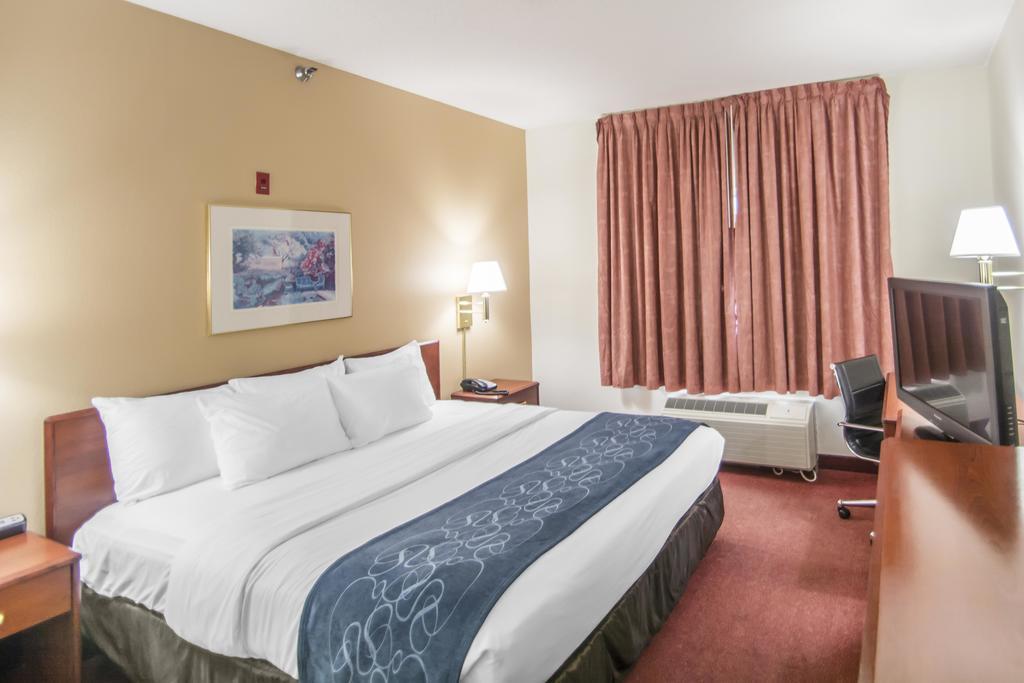 Comfort Suites Rochester Henrietta Exterior foto