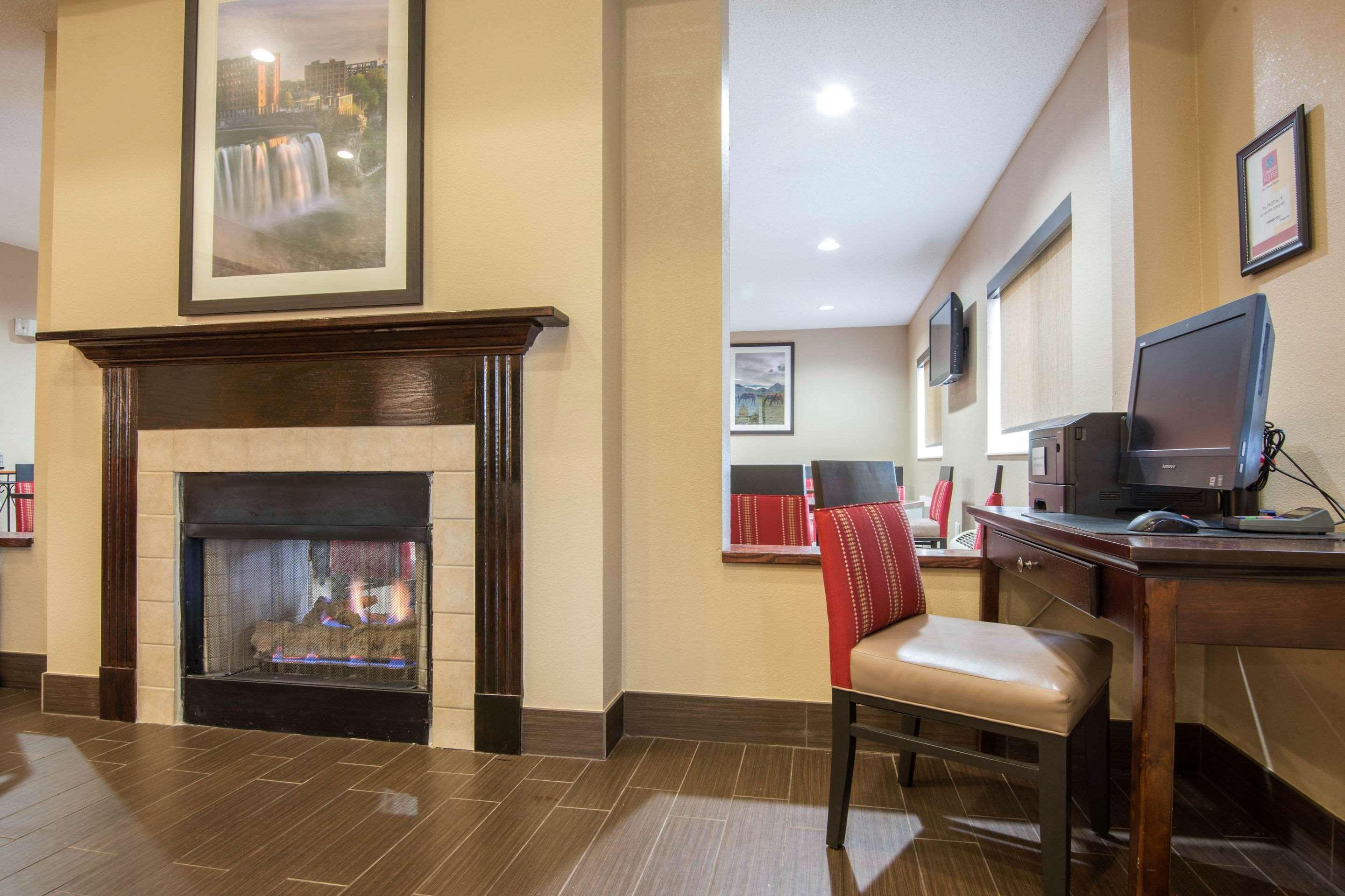 Comfort Suites Rochester Henrietta Exterior foto